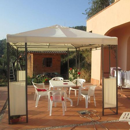 Room In Villa - Room In The Hills With Garden And Sea View San Salvatore  Zewnętrze zdjęcie
